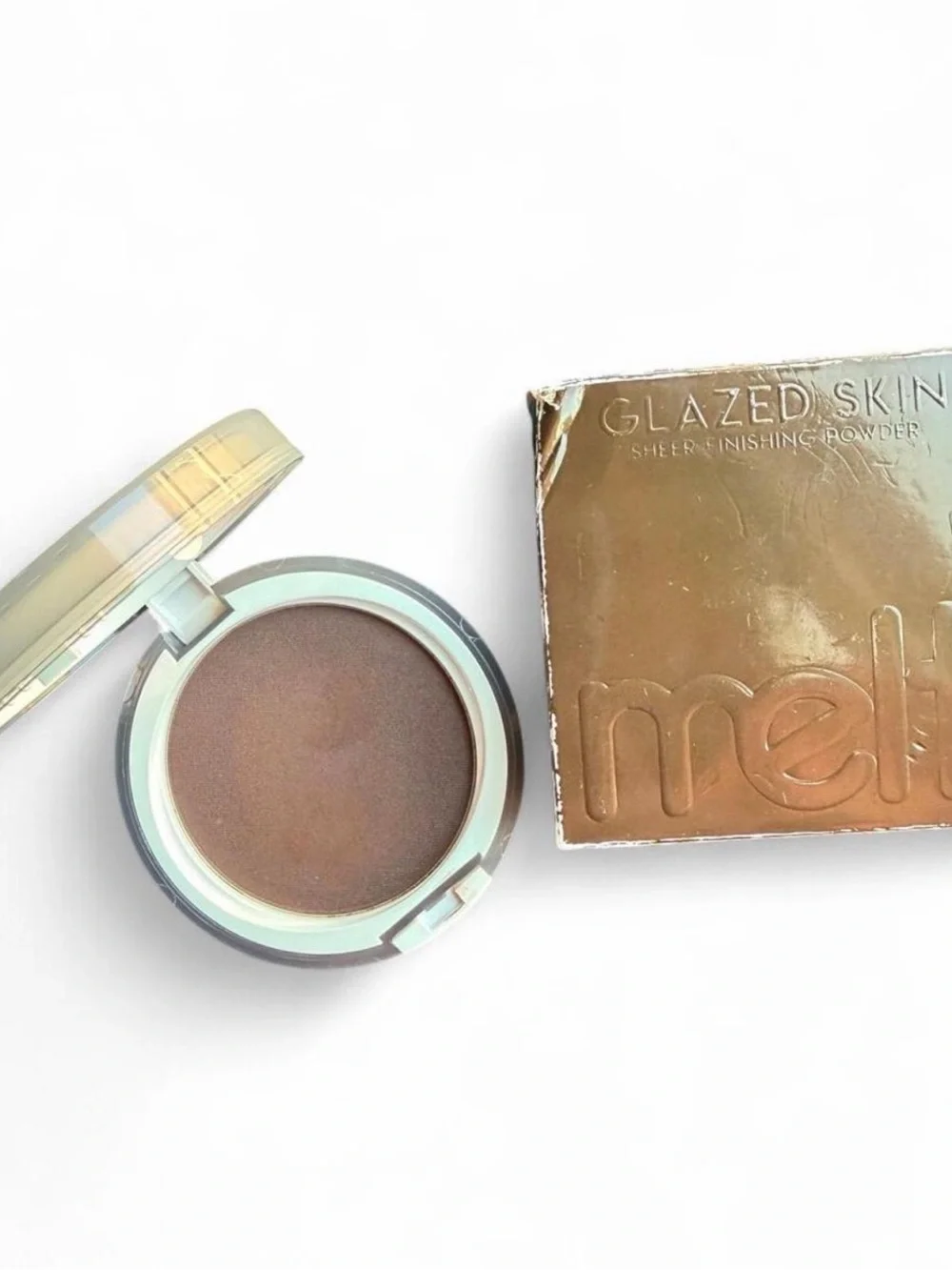 Melt Cosmetics Glazed Skin Sheer Finishing Powder - Shade Deep